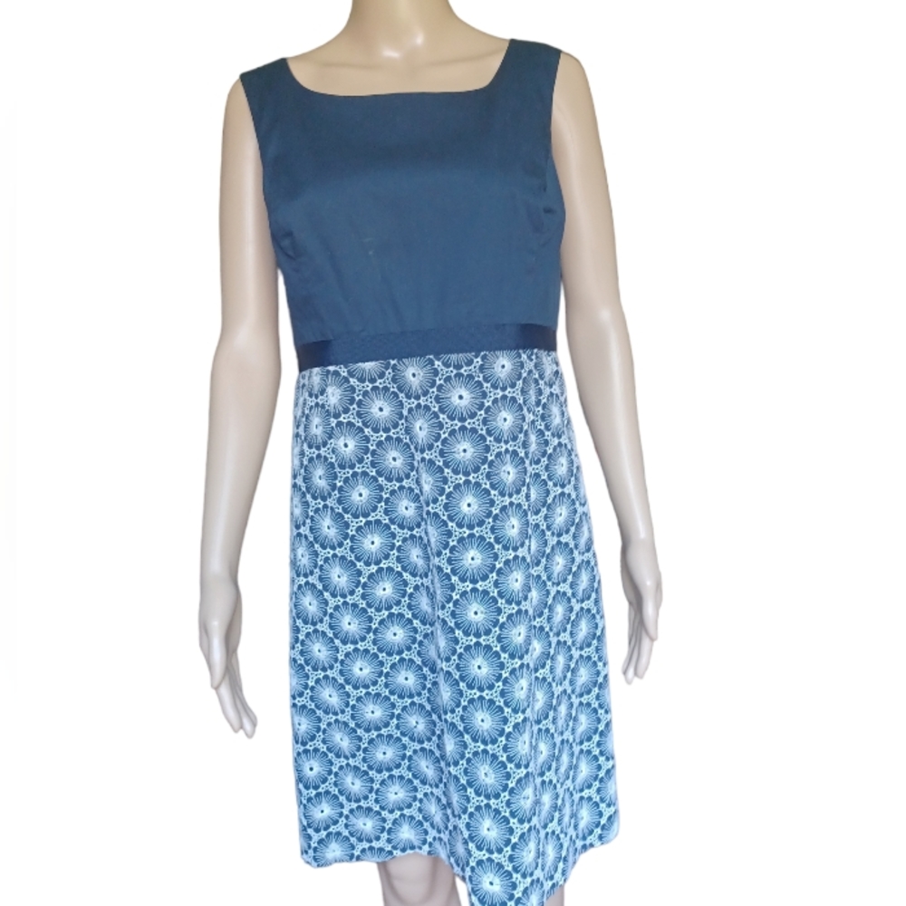 Vineyard Vines Womens Sleeveless Navy Dress Knee Length Embroidered Size 10 - Picture 9 of 11
